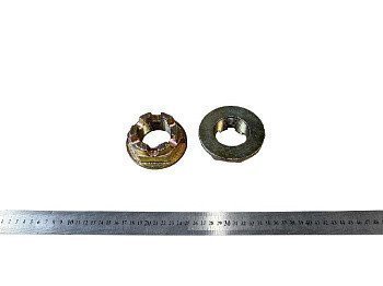 Гайка кріплення фланця середнього/заднього мосту  М42х2