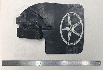 Бризговик передній (правий) мікроавтобус МАЗ (MR)