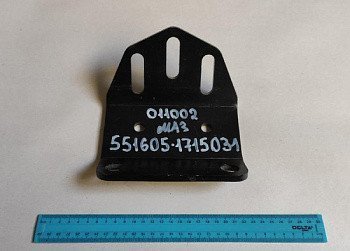 Пластина кріплення КПП нового зразка (задній кронштейн кріплення двигуна) (МАЗ)