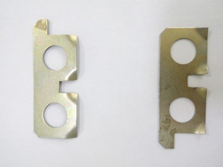 Пластина замкова болта маховика прав. 236-1005128-А КСМ