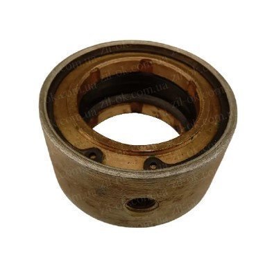 Блок сальників підвода повітря до колес 131-4224010-А