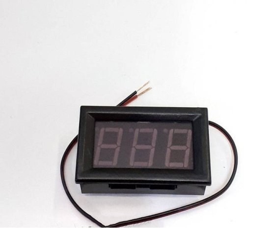 Вольтметр з проводом 6-12-24 V (3 знаки, врізний) Зоря