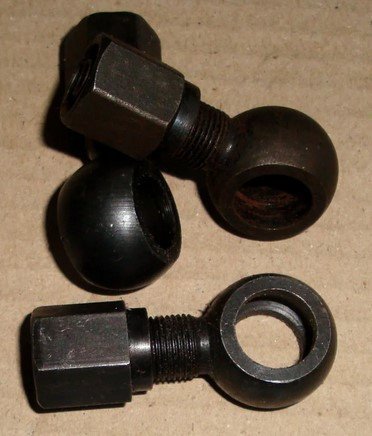 Кутник поворотний з гайкою 240-1104115 (штутцер) <ДК>