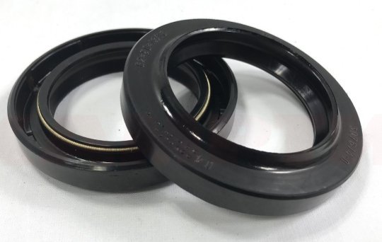 Манжета шестерні ведучої моста гіпоїдного 309730-П (68*95*12/16, ЗиЛ-130) Україна