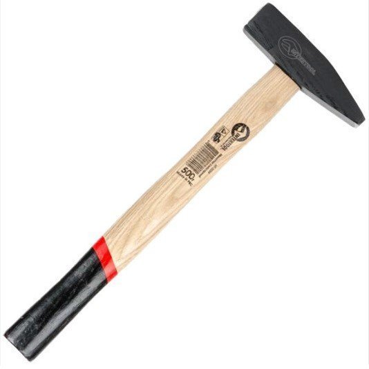 Молоток 500 гр (слюсарний, ручка ясен) INTERTOOL