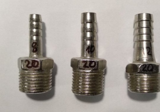 Перехідник штуцер М20*1,5*18 прямий (ялинка)