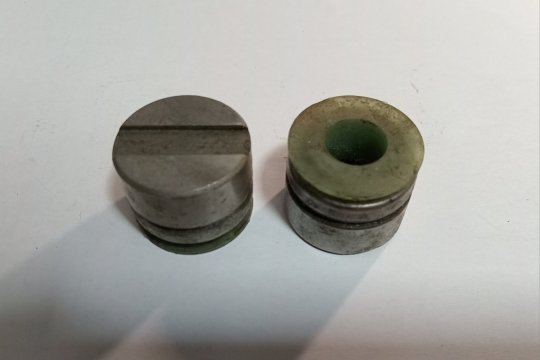 Підшипник хрестовини валу кард. 804704К5 (чашка, ГАЗ-53)