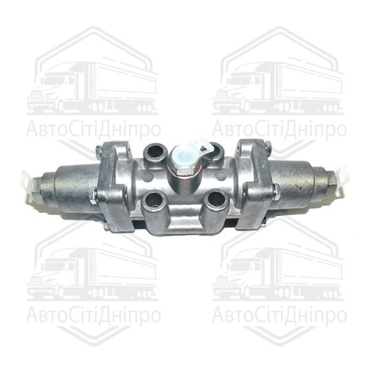 Повітророзподільники КПП КамАЗ в зб. 15.1772010 <ДК>