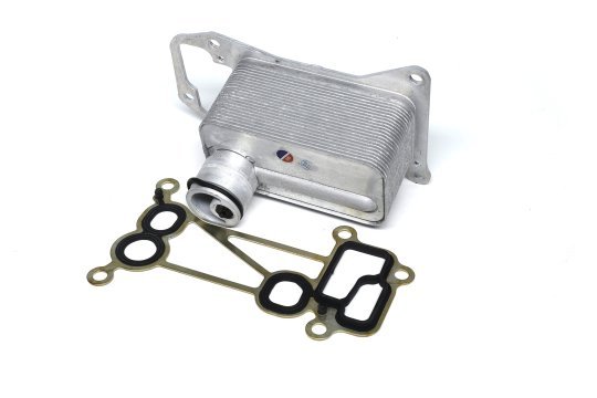 Радіатор масляний BMW 3 E90-E91-E92-E93 (05-) 325d (вир-во AVA)