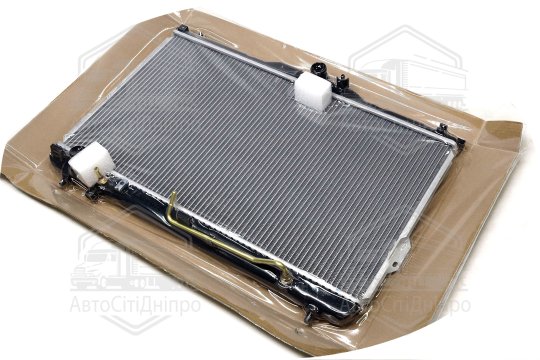 Радіатор охолодження двигуна HYUNDAI SANTA FE 20TD AT 03-06 (Ava)