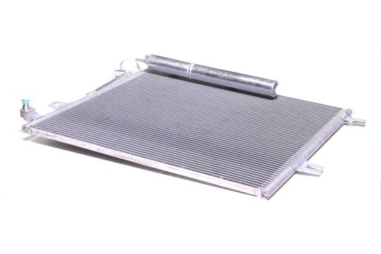 Конденсатор кондиціонера MERCEDES GL,ML-CLASS W 164 (06-) (вир-во AVA)