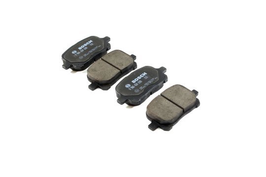 Колодка гальм. диск. TOYOTA CAMRY 2.2, 3.0 24V, 3.0 V6 99-01 передн. (вир-во Bosch)