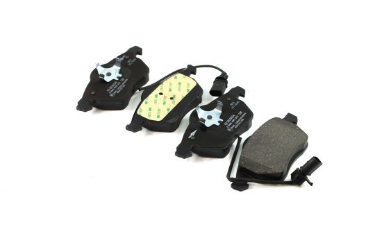 Колодка гальм. диск. AUDI A4, A6, SKODA SUPERB, VW PASSAT передн. (вир-во Bosch)