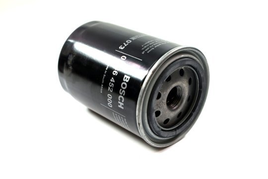 Фільтр масляний двигуна (вир-во Bosch)
