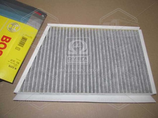 Фільтр салону MB C-Klasse (W203) 00-11 вугільний (вир-во BOSCH)