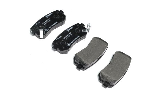 Колодка гальм. диск. HYUNDAI ACCENT, i30, задн. (вир-во BREMBO)