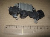 Регулятор напруги 24В генератора ISUZU, Богдан Е1, Е2 (квадрат. фішка) (DECARO)