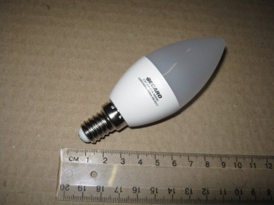 Світлодіодна лампа C37, 5W,3000k, 400lm, E14,220V <DECARO>