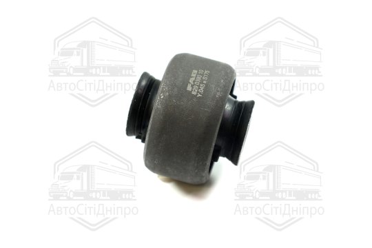 Сайлентблок важеля NISSAN PRIMASTAR, OPEL VIVARO, RENAULT TRAFIC 01-перед. міст ззаду (Вир-во FAG)