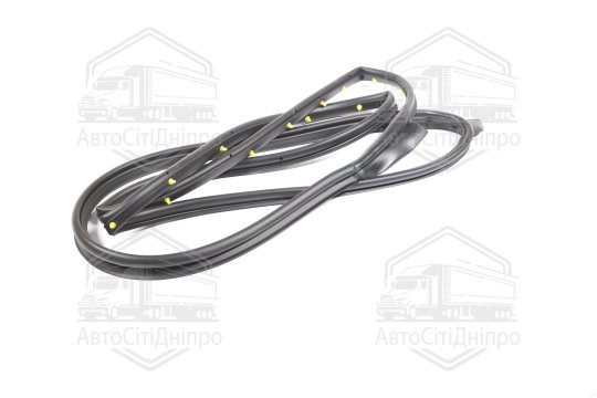 Ущільнювач передн. прав. двері