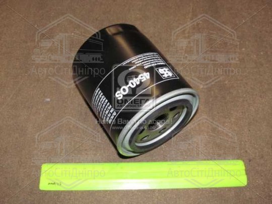 Фільтр масляний двигуна HYUNDAI H-1, HD45, KIA CARNIVAL II 2.5, 2.9 CRDI 03- (вир-во KOLBENSCHMIDT)