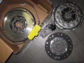 Зчеплення+маховик CITROEN C4-C5,FIAT SCUDO,PEUGEOT EXPERT 2,0HDI 04-(Вир-во LUK)