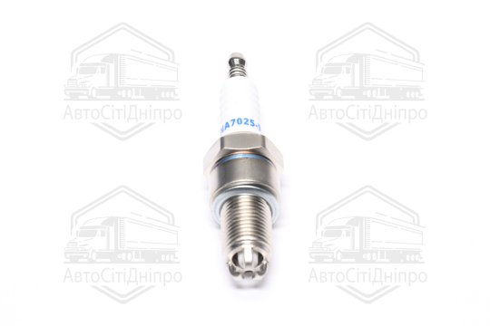 Свічка запалювання AUDI 100, 80, SEAT, SKODA FELICIA, VW GOLF (вир-во MAGNETI MARELLI)