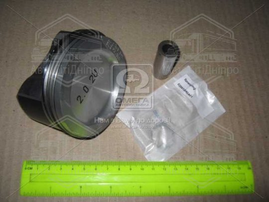 Поршень з кільцями VAG 83,01 2,0i 8V 00- (вир-во Mahle)