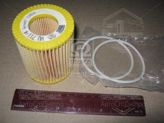 Фільтр масляний двигуна (вир-во MANN)