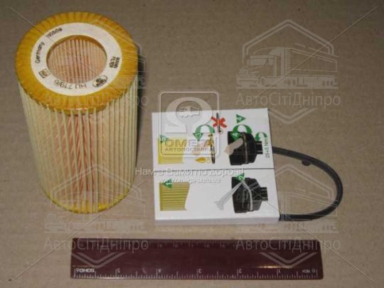 Фільтр масляний двигуна VW POLO V, GOLF V, VI 2.0 FSI, TFSI 03- (вир-во MANN)