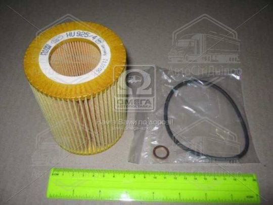 Фільтр масляний двигуна (вир-во MANN)