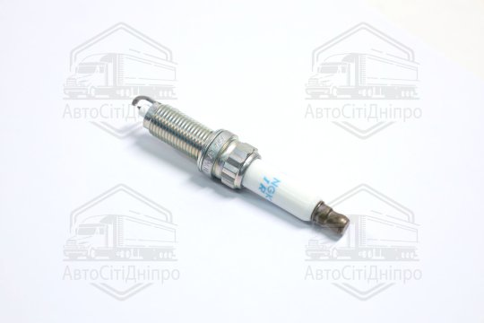 Свічка запалювання BMW 3.0, 4.4 14-, PSA 1.2 13- (вир-во NGK)