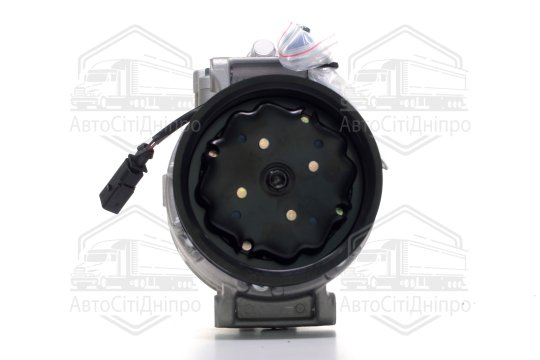 Компресор кондиціонера AUDI Q7 3.0D 11- (вир-во NRF)