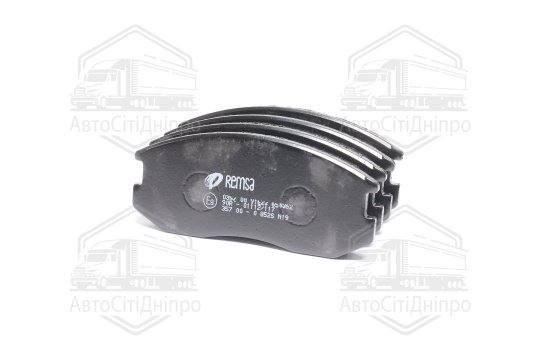 Колодка гальм. диск. MITSUBISHI COLT V, LANCER VI передн. (вир-во REMSA)