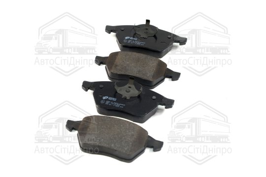 Колодка гальм. диск. AUDI A4, VW GOLF IV передн. (вир-во REMSA)