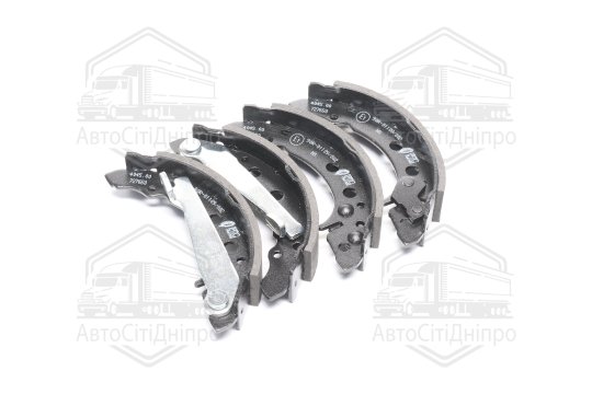 Колодка гальм. барабан. AUDI 80, SEAT CORDOBA, VW GOLF задн. (вир-во Remsa)