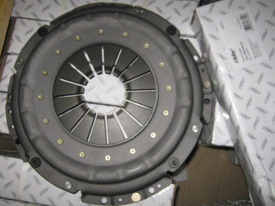 Диск зчепл. натискний ЗІЛ 130, 5301 в зб. (пелюстк.) (RIDER)