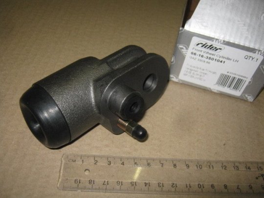 Циліндр гальмівний робоч. ГАЗ 3308,66 передн. лів.(RIDER)