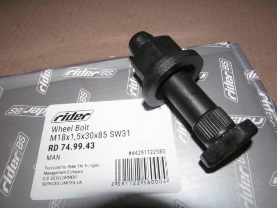 Болт М18x1, 5x30x85 SW31 колеса (з гайкою) (RIDER)
