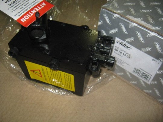 Насос підйому кабіни SCANIA 4 (RIDER)