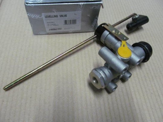 Кран керування рівнем платформи на пневматичній підвісці (RIDER)