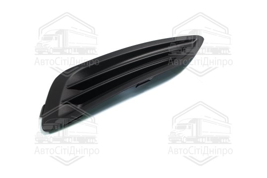 Решітка бампера пер. лів. FORD FIESTA 13-17 (TEMPEST)