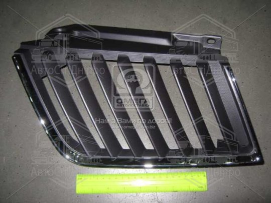 Решітка радіатора лів. MIT L 200 05- (вир-во TEMPEST)