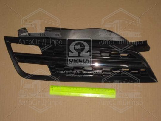 Решітка радіатора пра. NIS MICRA K12 03-10 (вир-во TEMPEST)