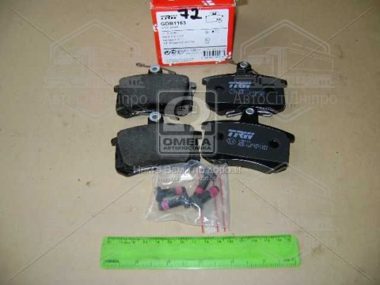 Колодка гальм. диск. AUDI 100 (44, 44Q, C3, 4A, C4) задн. (вир-во TRW)