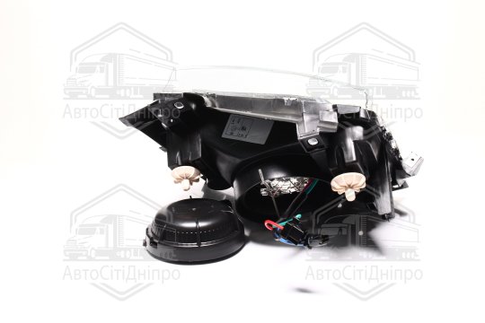 Фара пра. VW T4 CARAVELLE -03 (TYC)