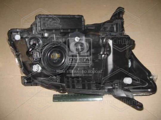 Фара лів. TOY AVENSIS 03-06 (вир-во TYC)