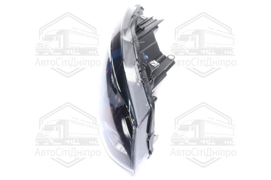 Фара пра. VW POLO 15-(TYC)