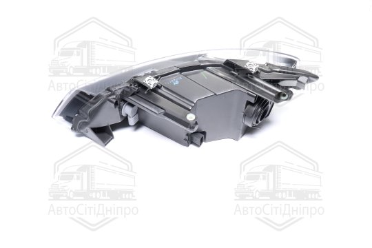 Фара пра. VW POLO 15-(TYC)