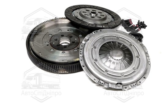 Комплект зчеплення VW GOLF VI 09-13, PASSAT B6 09-10, TRANSPORTER V-VI 09- 1,6-2,0TDI(вир-во VALEO)